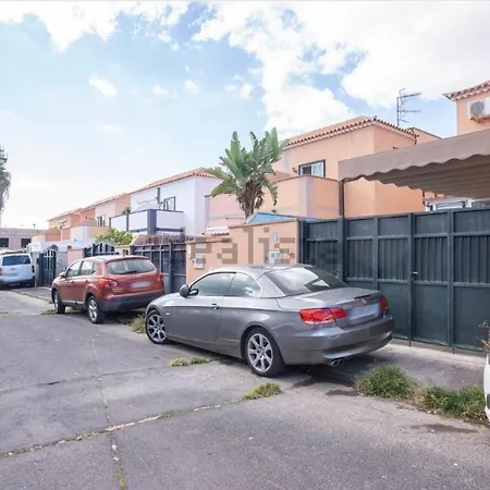 Casa De Las Rosas Nyaraló *